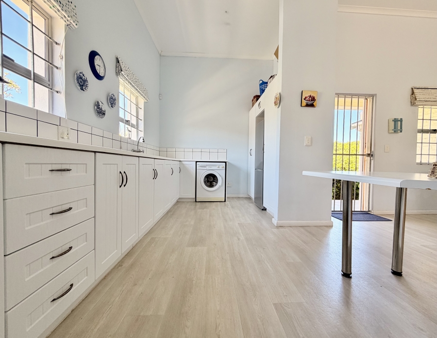 4 Bedroom Property for Sale in Vermont Western Cape